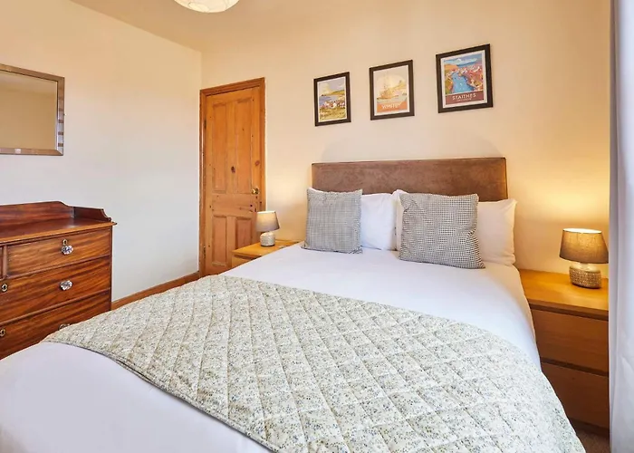 Host & - Gray Street * 휫비